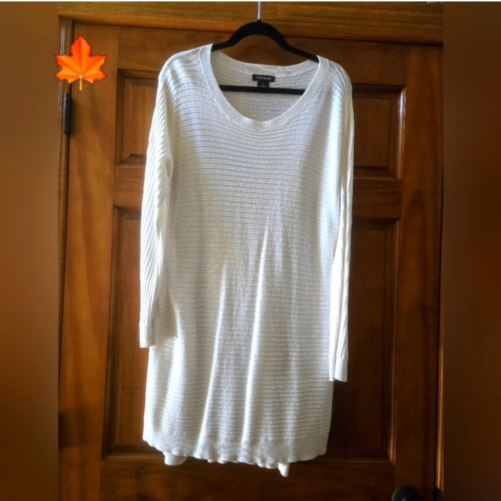 Trouve  Tunic Sweater SIZE LG  WHITE Zipper side textured